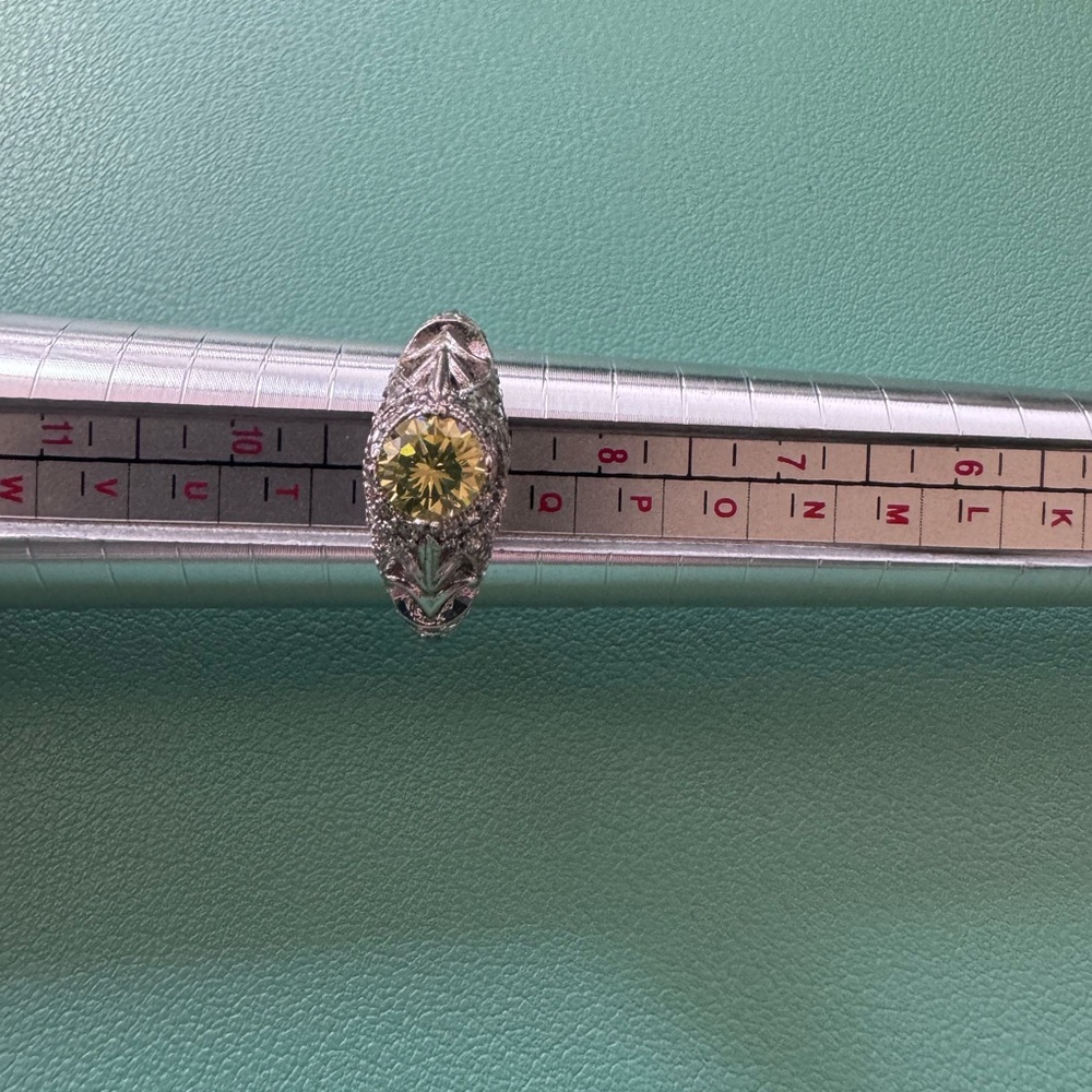 Fragrant Jewels Yellow and Silver NWOT Ring Size 9